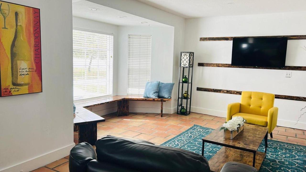 Mi Casa Es Tu Casa, Midtown #2 Apartment Tampa Ngoại thất bức ảnh